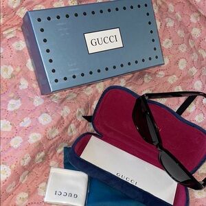 Gucci Black Sunglasses with Blue Case NIB NEW